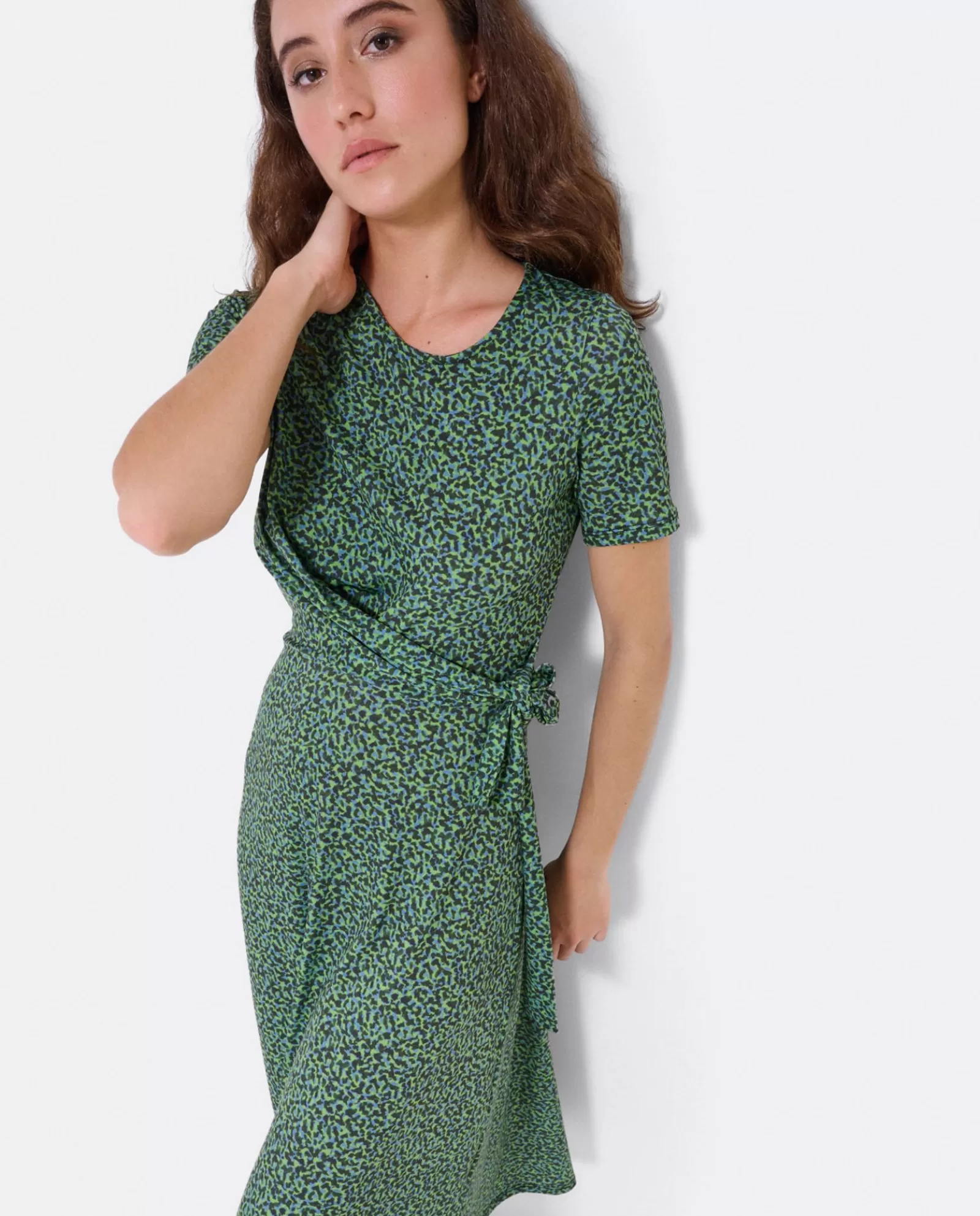 Vestido Manga Corta Nudo Delantero Punto Leopardo^Cuplé Shop